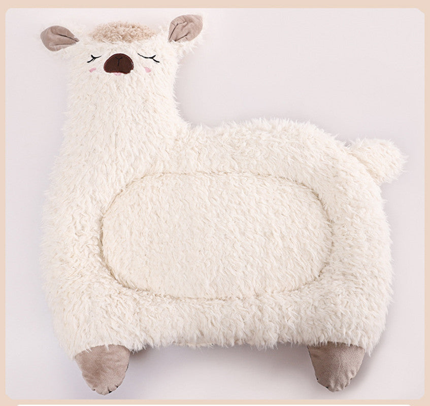 Plush Alpaca Dog Bed House